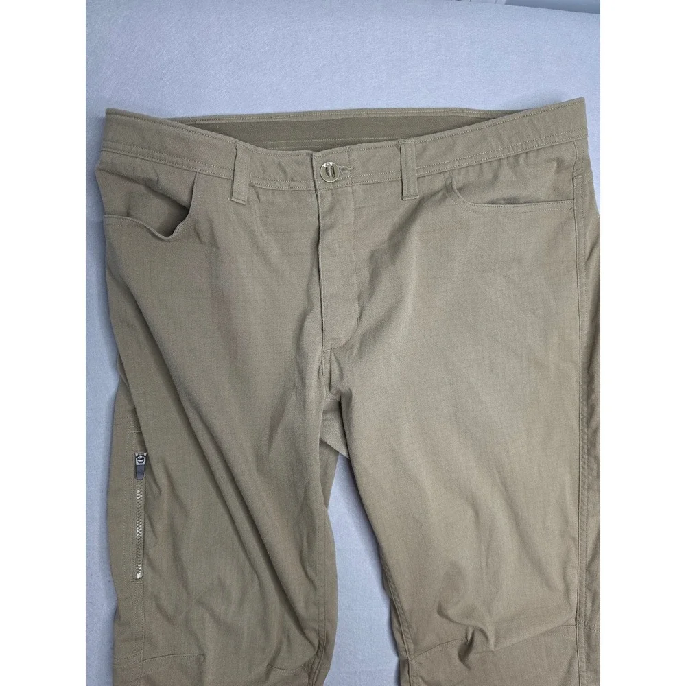 Under Armour Storm Pants Men's 40x32 Khaki Ripstop Straight Leg Hiking Outdoor